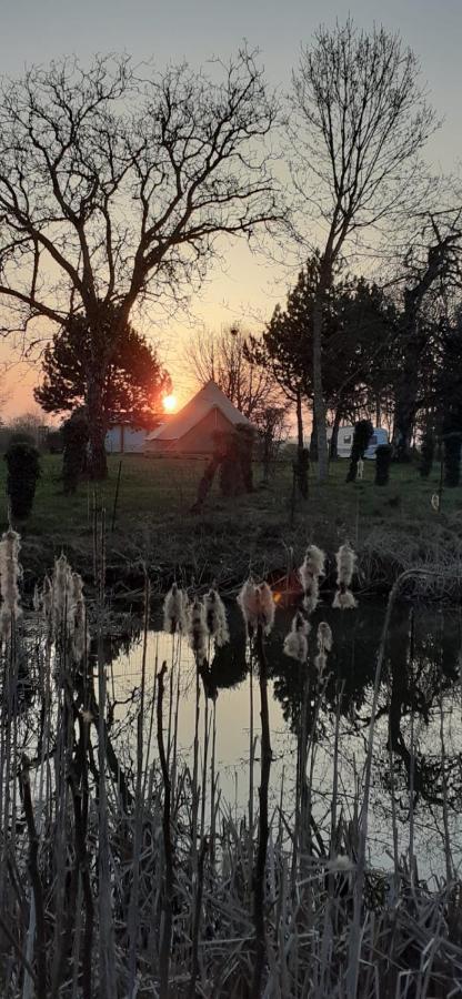 Tente Bell au camping Hautoreille Bannes  Exterior foto